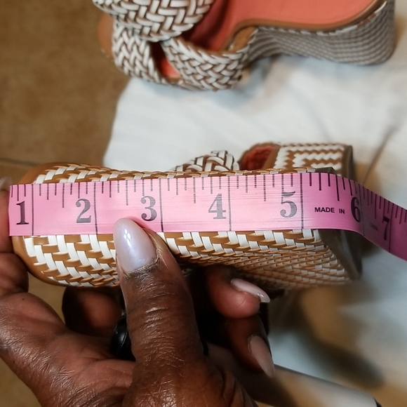 Wedges heels Sz ( 6 1/2 M ) Via Spiga - Picture 4 of 5